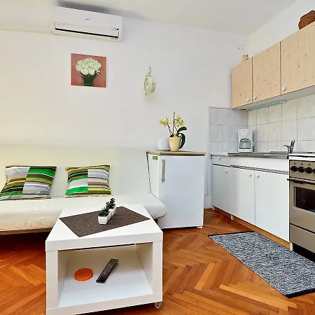 Apartment Ancic-2 *